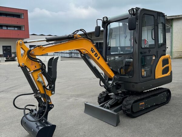 Excavatrice de Baggerboss 2.0T