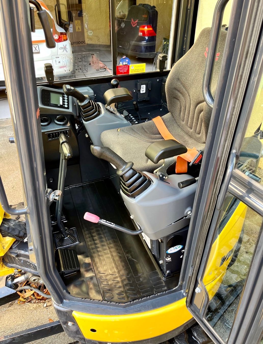 Pelle Yanmar Vio 26