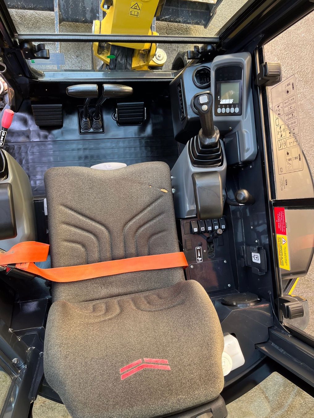 Pelle Yanmar Vio 26