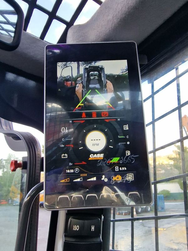 Case TV370B